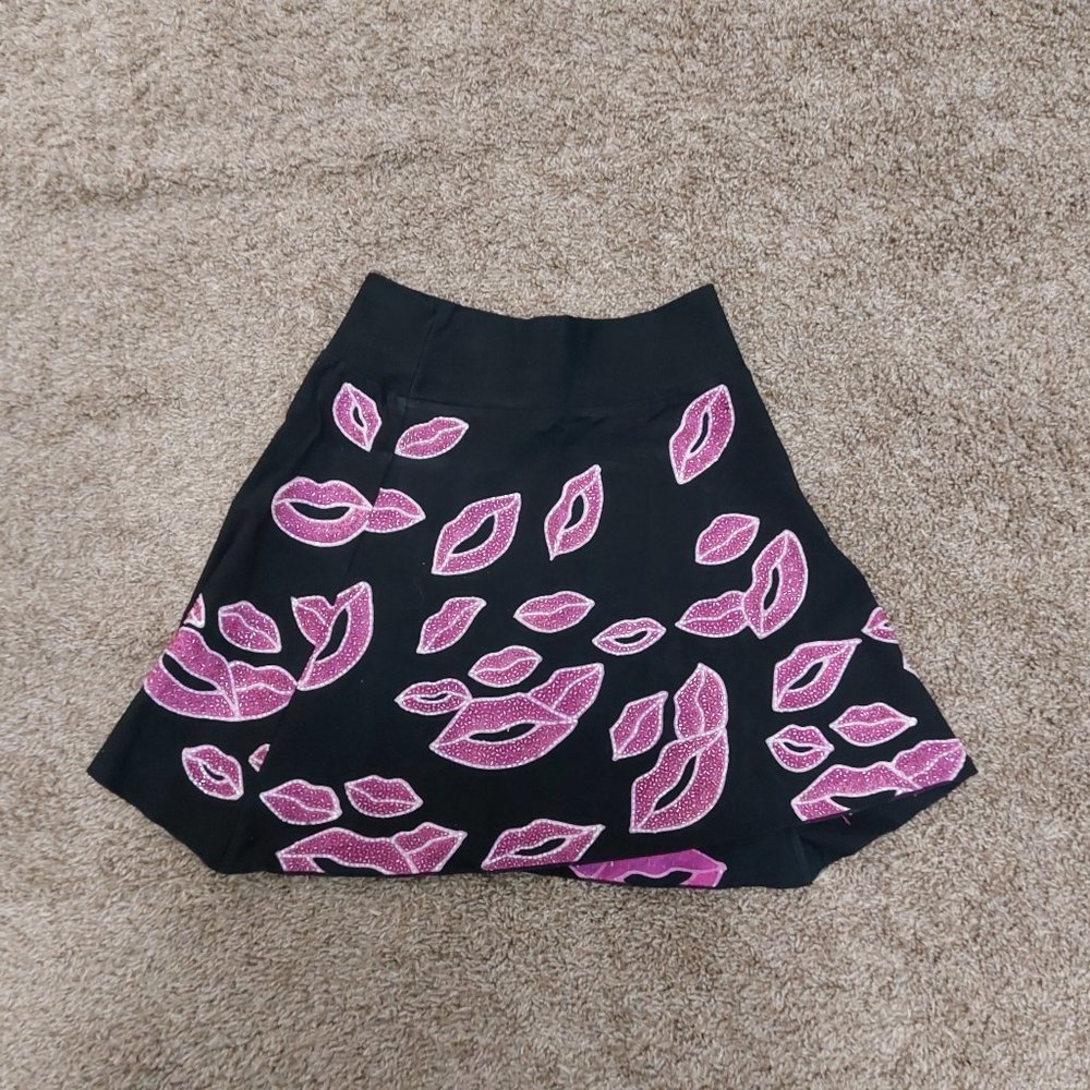 Designs by Naomi Kisses Skirt